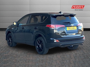 Used Toyota RAV4 2018 for sale - 76128119: Photo 2