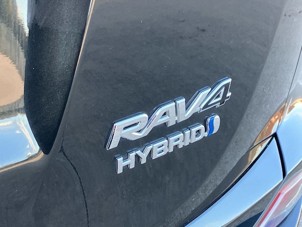 Used Toyota RAV4 2018 for sale - 76128119: Photo 35