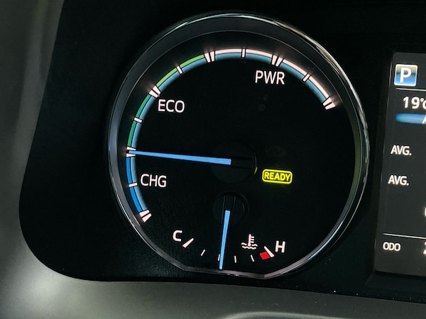 Used Toyota RAV4 2018 for sale - 76128119: Photo 62