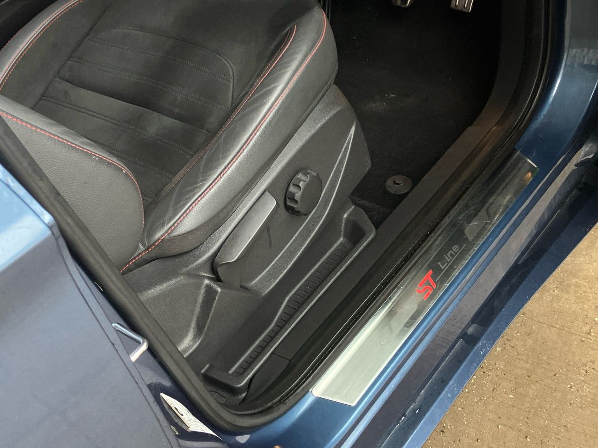 Used Ford Kuga 2018 for sale - 77207757: Photo 27