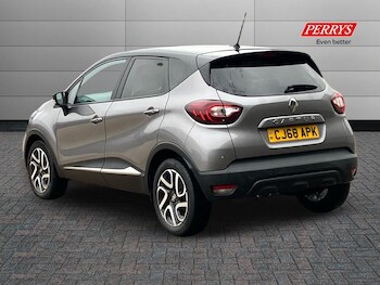 Used Renault Captur 2019 for sale - 77221121: Photo