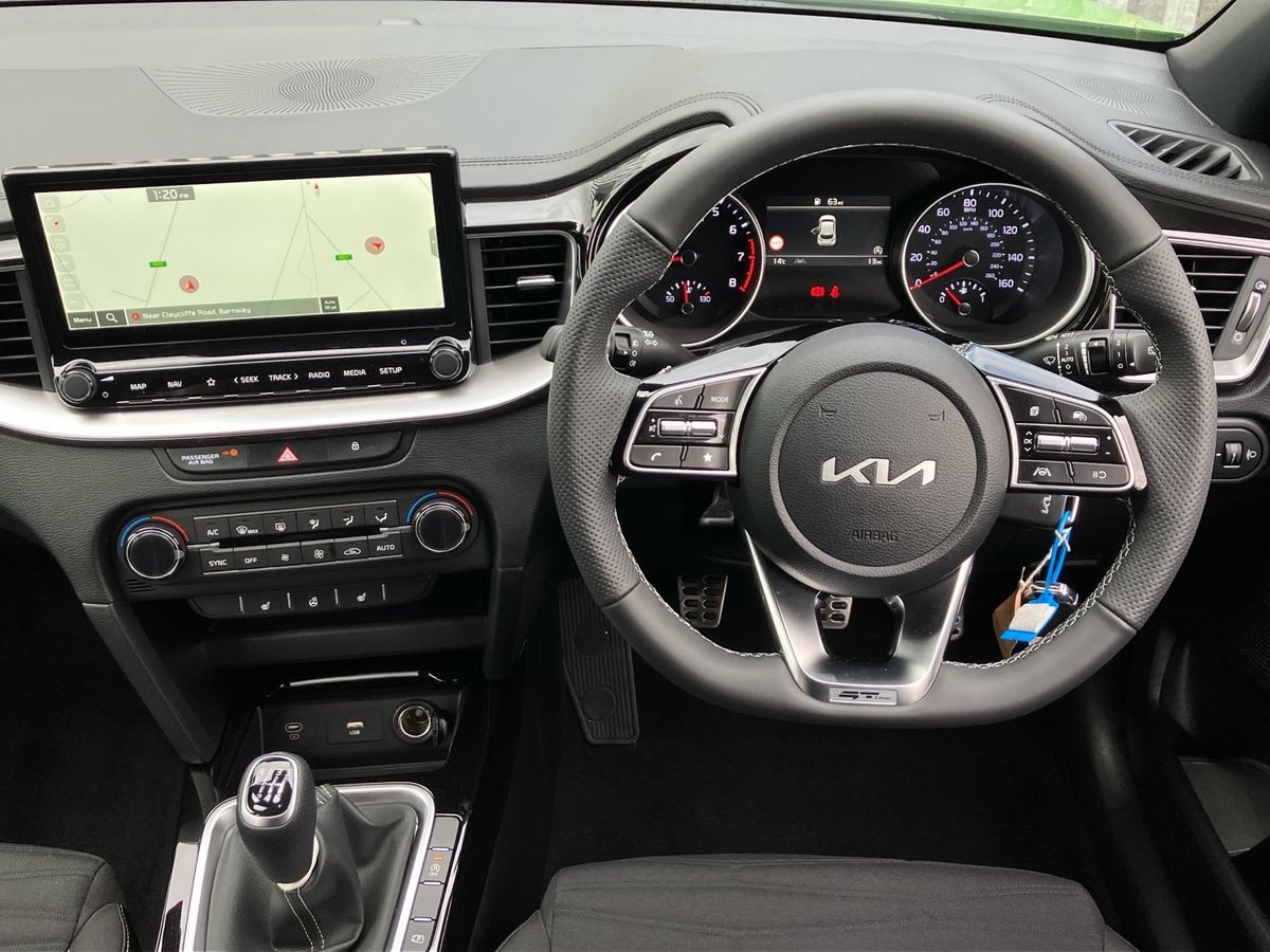 Used Kia XCeed 2025 for sale - 76351853: Photo 15