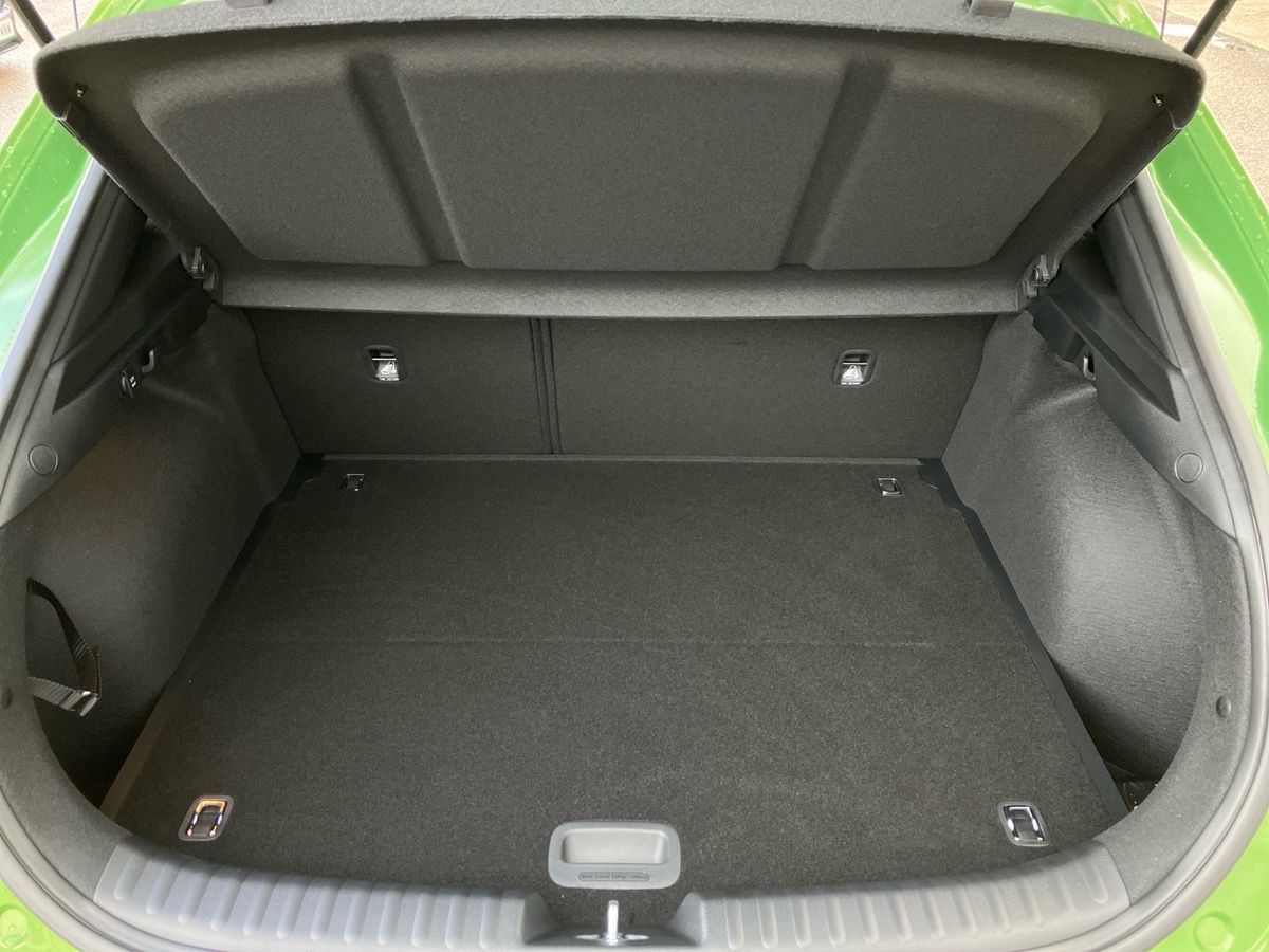 Used Kia XCeed 2025 for sale - 76351853: Photo 20