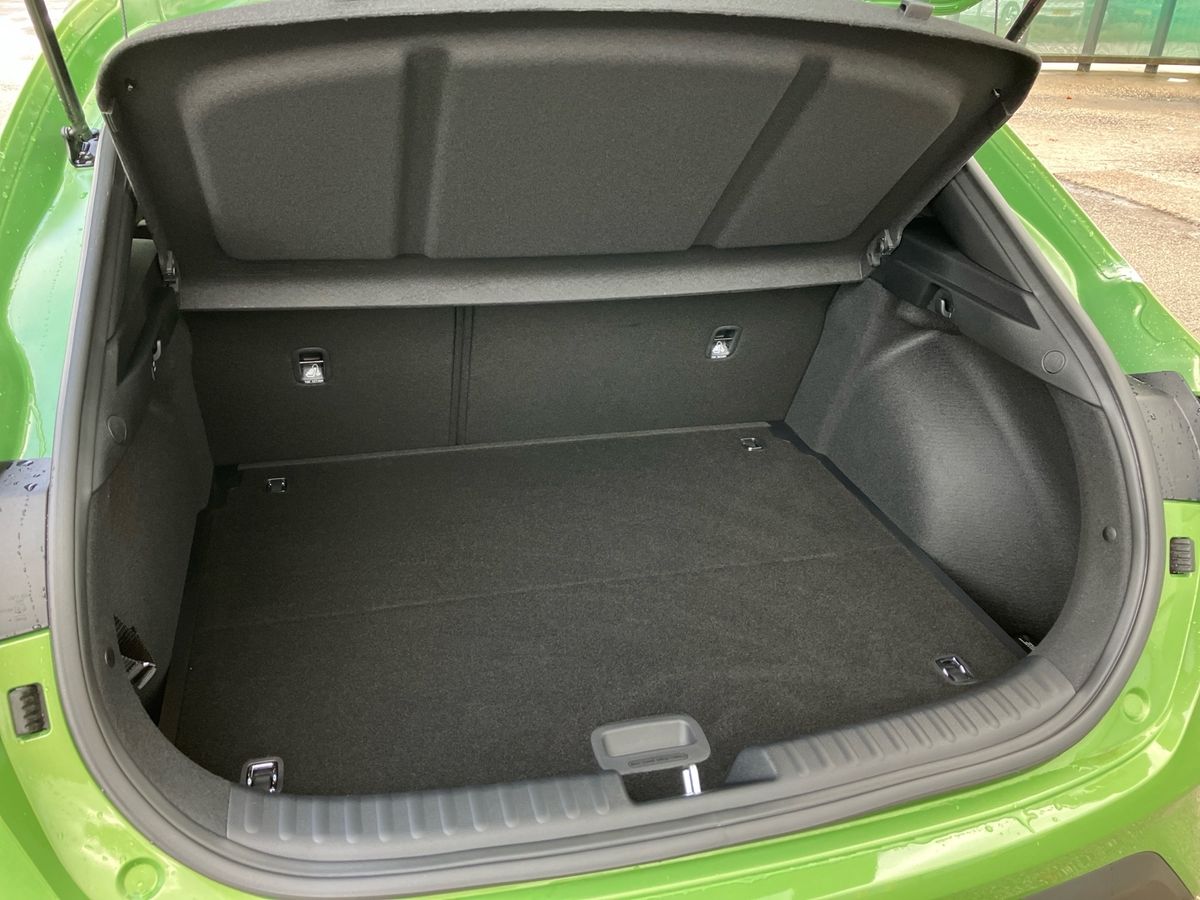 Used Kia XCeed 2025 for sale - 76351853: Photo 21