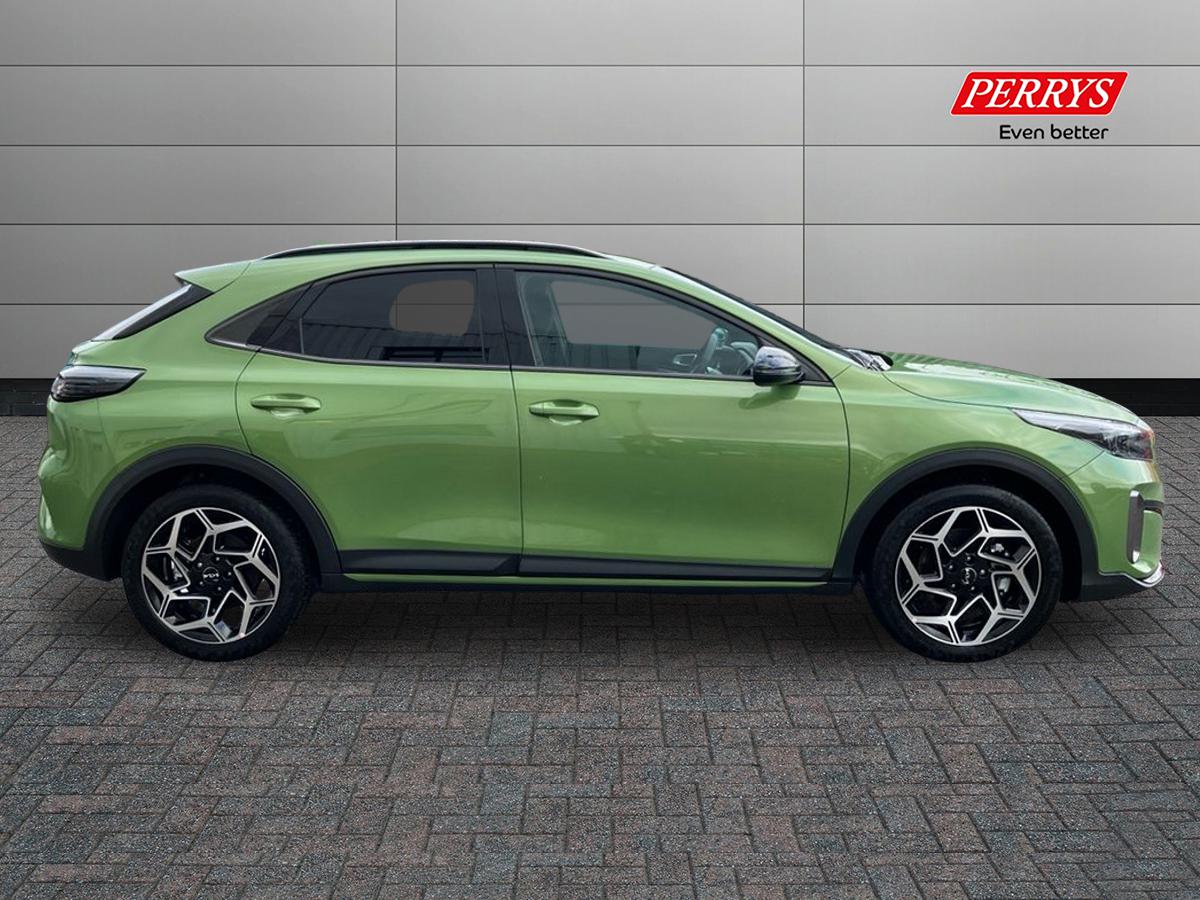 Used Kia XCeed 2025 for sale - 76351853: Photo 3