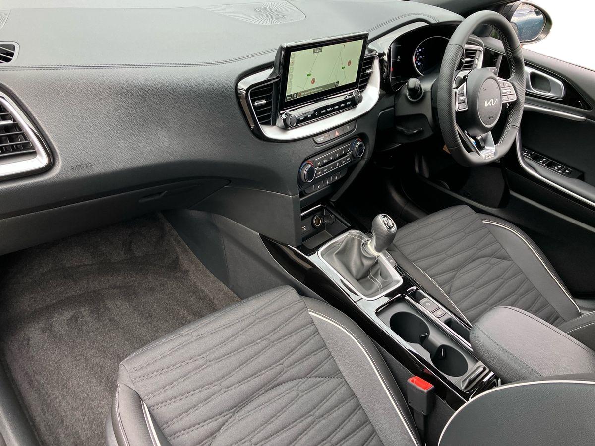 Used Kia XCeed 2025 for sale - 76351853: Photo 6