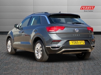 Used Volkswagen T-Roc 2020 for sale - 75390750: Photo