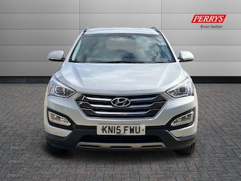 Used Hyundai Santa Fe 2015 for sale - 75919719: Photo