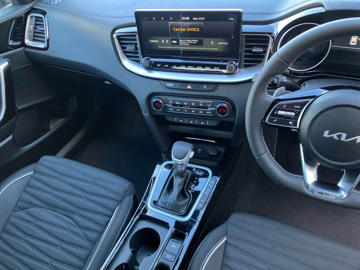 Used Kia XCeed 2025 for sale - 76980127: Photo 17