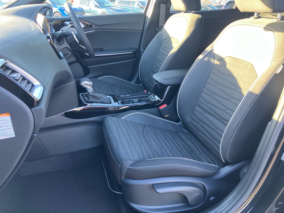 Used Kia XCeed 2025 for sale - 76980127: Photo 24