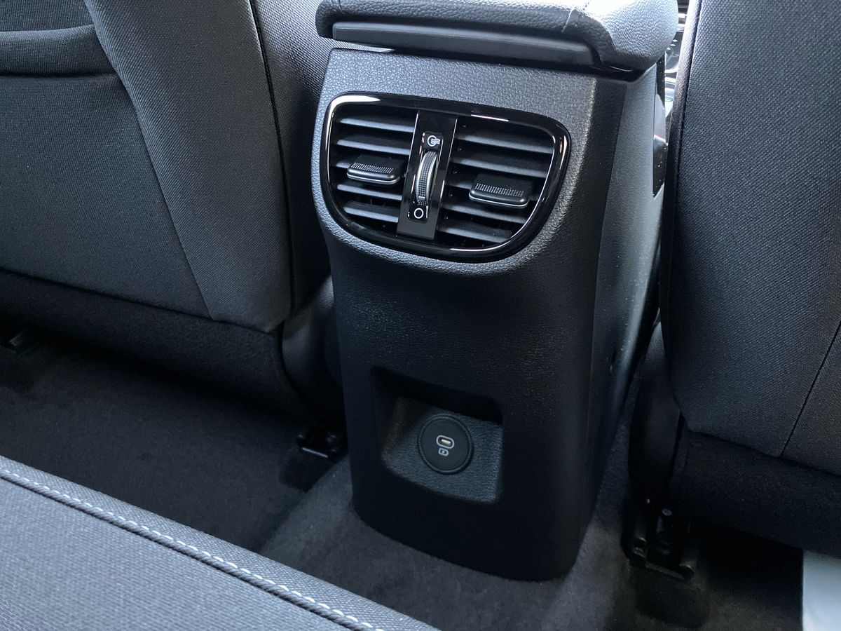 Used Kia XCeed 2025 for sale - 76980127: Photo 46