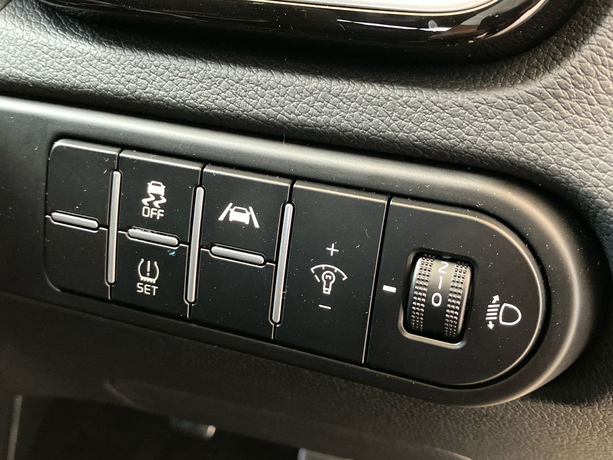 Used Kia XCeed 2025 for sale - 75898738: Photo 35