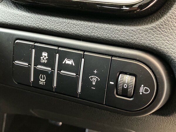 Used Kia XCeed 2025 for sale - 75898738: Photo 36