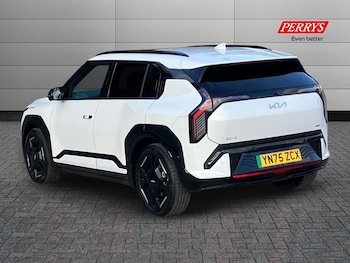 Used Kia EV3 2025 for sale - 77051662: Photo