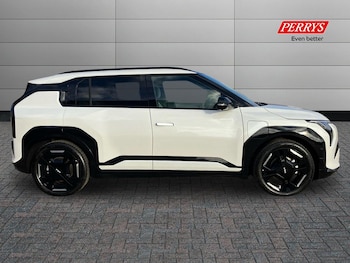 Used Kia EV3 2025 for sale - 77051662: Photo