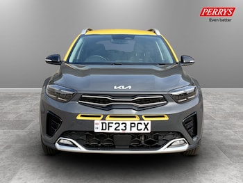 Used Kia Stonic 2023 for sale - 79228138: Photo
