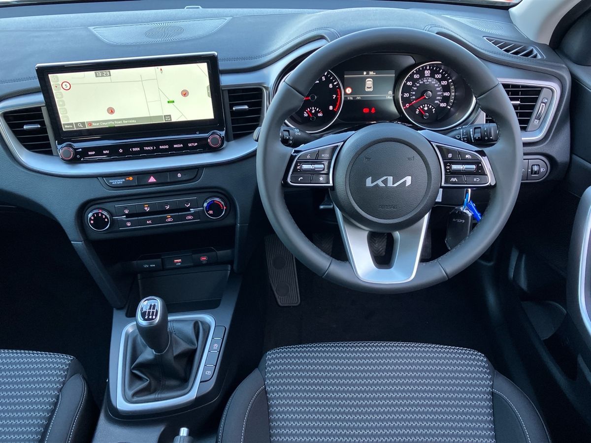 Used Kia XCeed 2025 for sale - 76845496: Photo 15