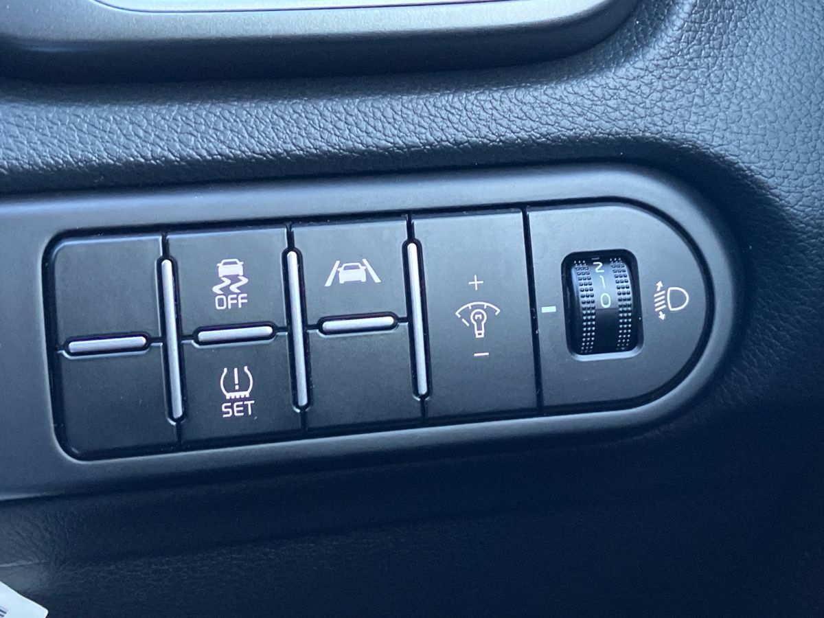 Used Kia XCeed 2025 for sale - 76845496: Photo 54