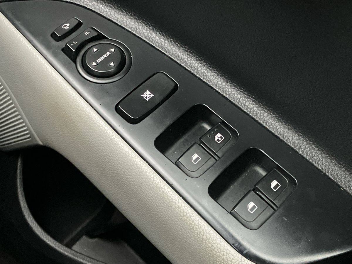 Used Kia Stonic 2019 for sale - 77033774: Photo 18