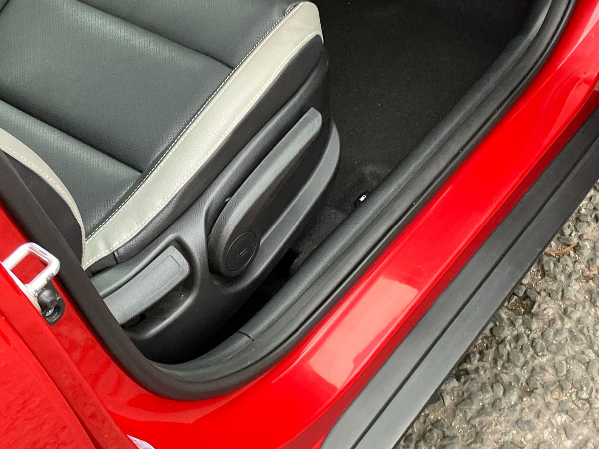 Used Kia Stonic 2019 for sale - 77033774: Photo 26