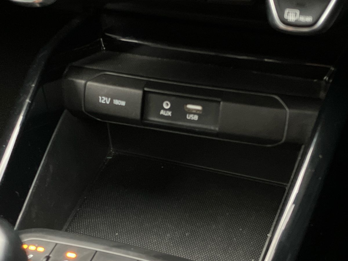 Used Kia Stonic 2019 for sale - 77033774: Photo 39