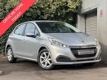 Used Peugeot 208 2016 for sale - 79434822: Photo