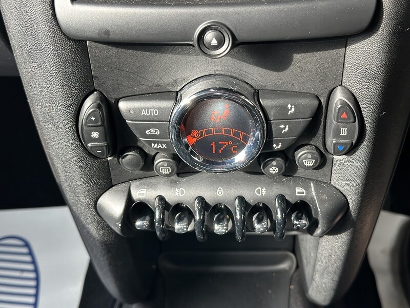 Used MINI Hatch 2011 for sale - 76113593: Photo 30