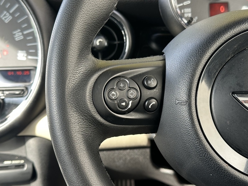 Used MINI Hatch 2011 for sale - 76113593: Photo 44