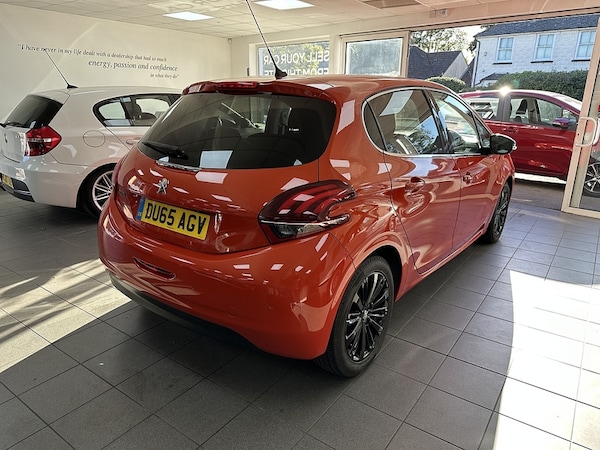 Used Peugeot 208 2015 for sale - 76106317: Photo 12