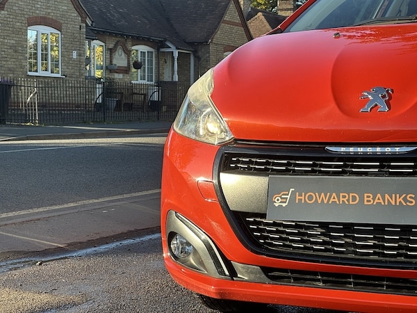Used Peugeot 208 2015 for sale - 76106317: Photo 20