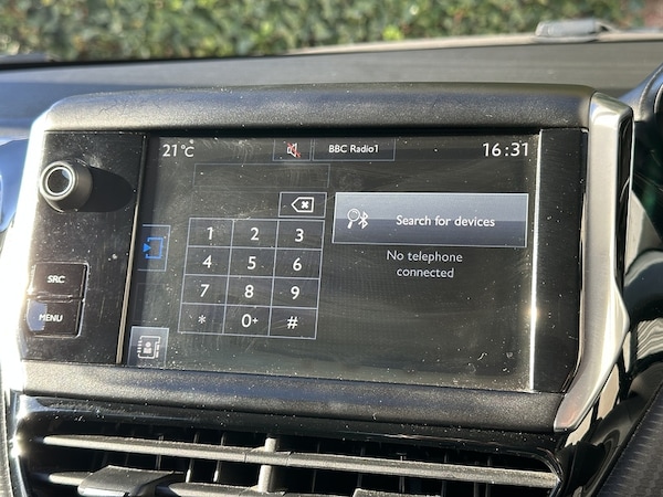 Used Peugeot 208 2015 for sale - 76106317: Photo 26
