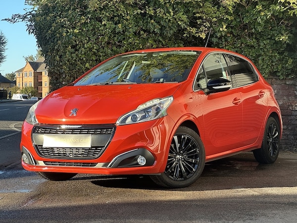 Used Peugeot 208 2015 for sale - 76106317: Photo 3