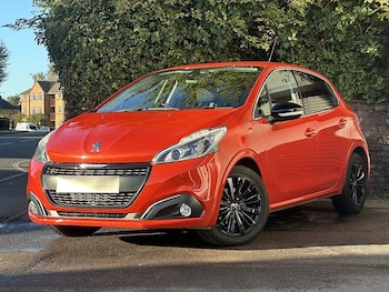 Used Peugeot 208 2015 for sale - 76106317: Photo 3