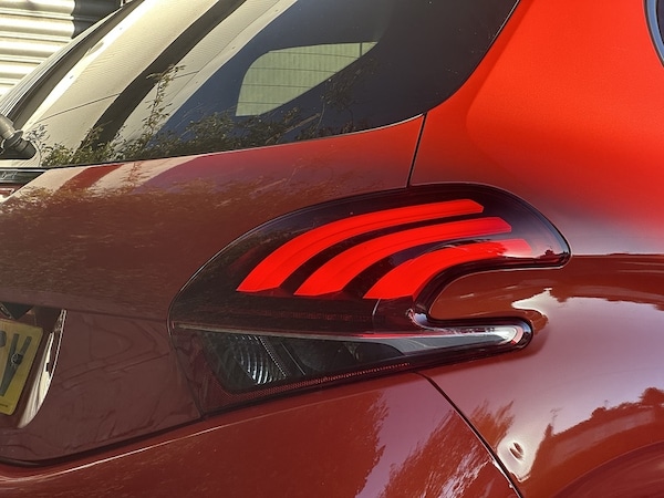 Used Peugeot 208 2015 for sale - 76106317: Photo 43