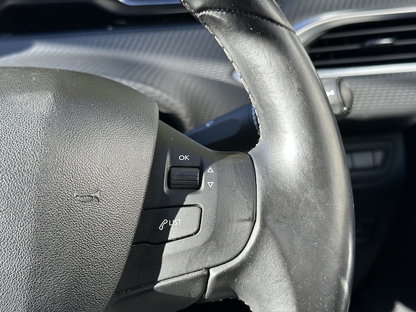 Used Peugeot 208 2015 for sale - 76106317: Photo 50