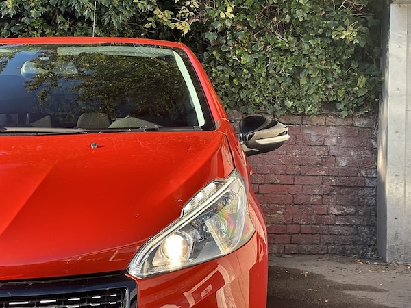 Used Peugeot 208 2015 for sale - 76106317: Photo 56