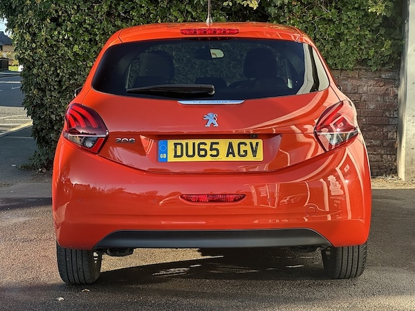 Used Peugeot 208 2015 for sale - 76106317: Photo 5