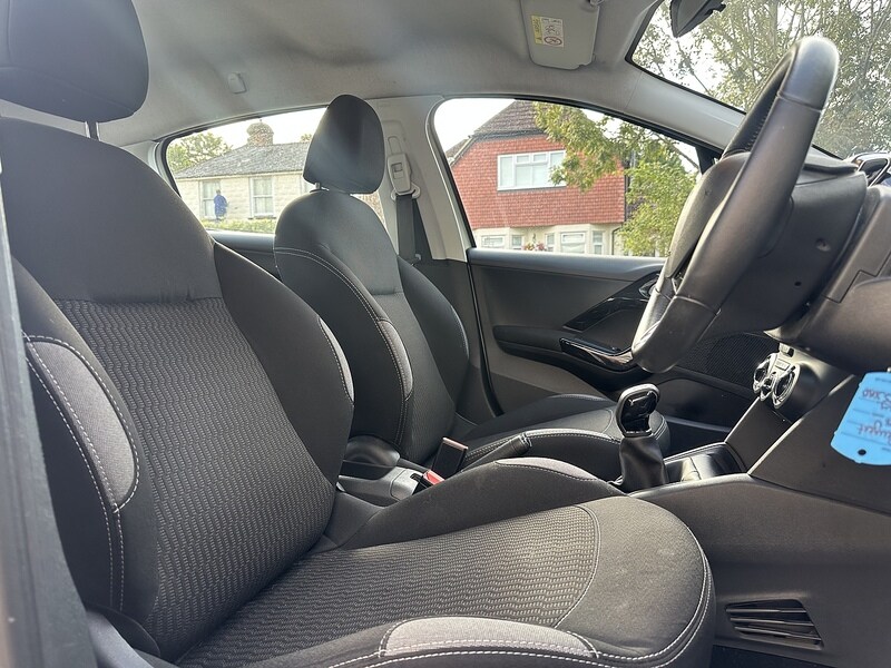 Used Peugeot 208 2016 for sale - 75968257: Photo 12