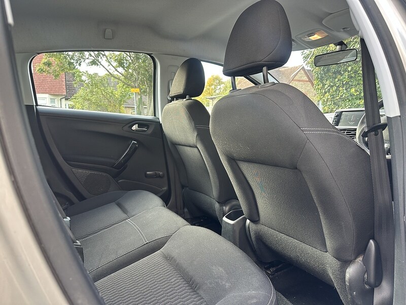 Used Peugeot 208 2016 for sale - 75968257: Photo 14