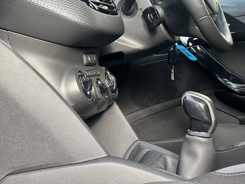 Used Peugeot 208 2016 for sale - 75968257: Photo 26