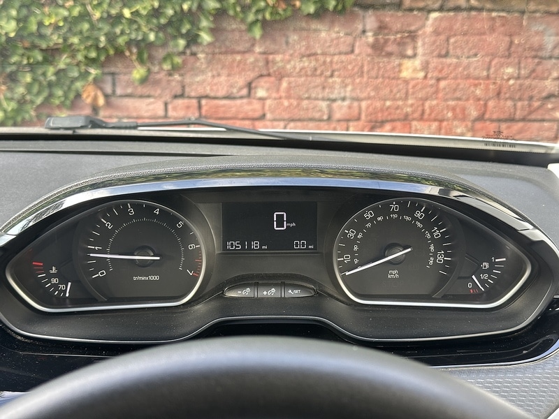 Used Peugeot 208 2016 for sale - 75968257: Photo 37