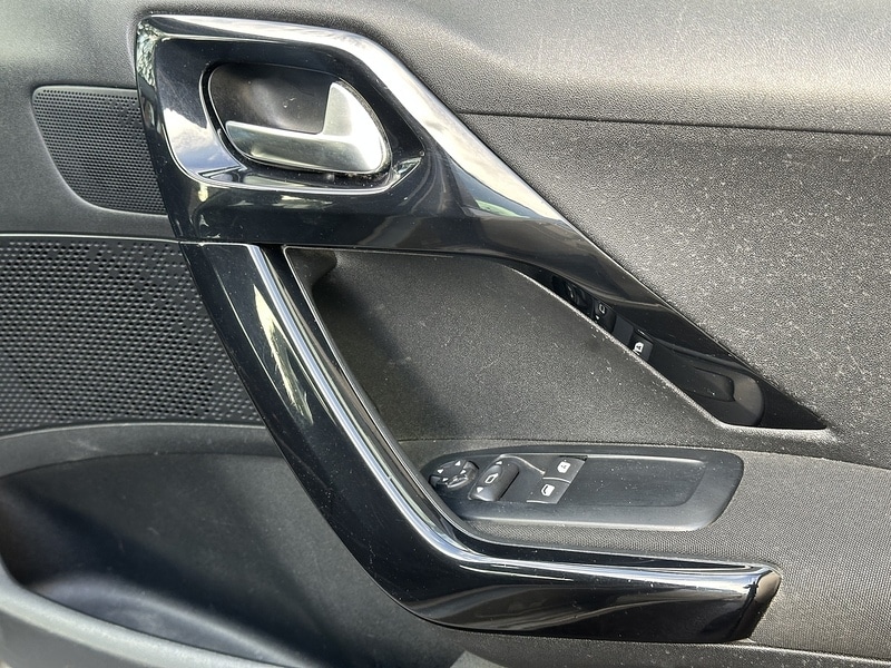 Used Peugeot 208 2016 for sale - 75968257: Photo 38