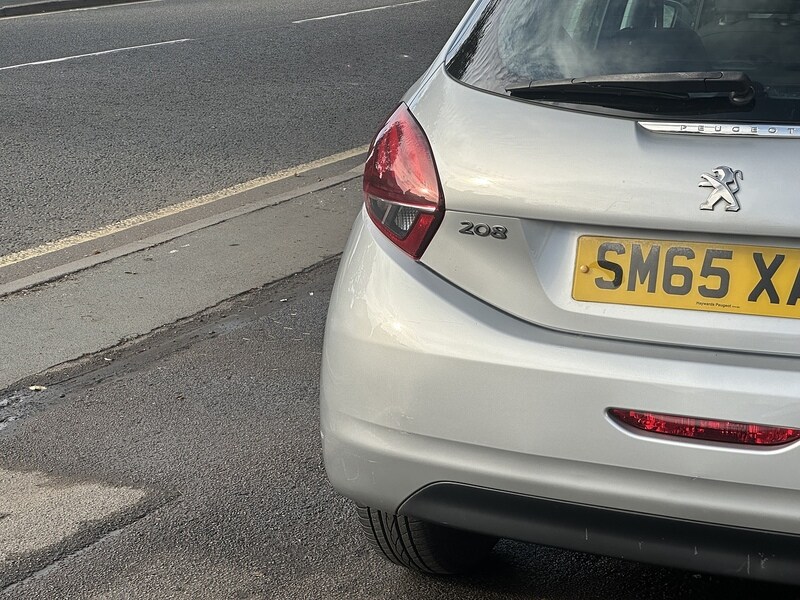 Used Peugeot 208 2016 for sale - 75968257: Photo 42