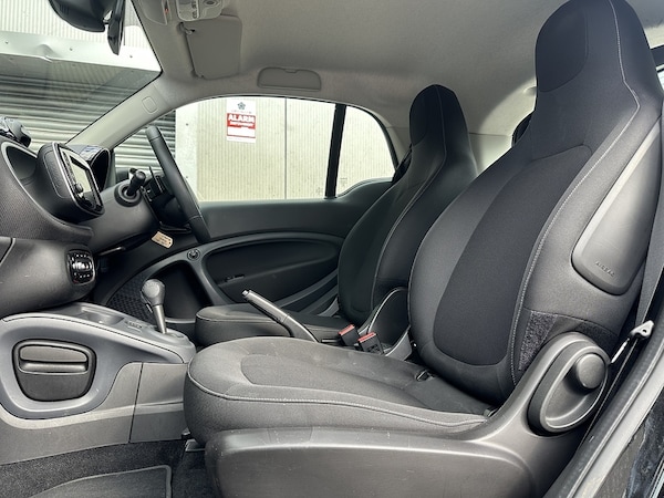 Used smart fortwo 2019 for sale - 75774066: Photo 9