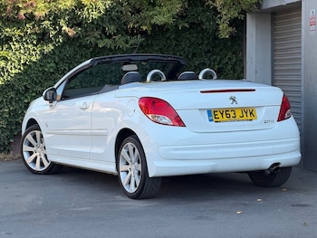 Used Peugeot 207 CC 2013 for sale - 79482528: Photo