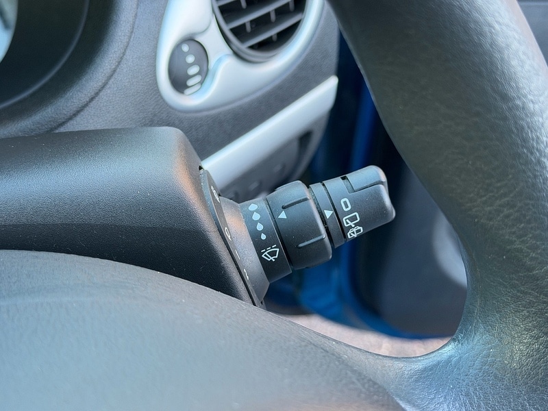 Used Renault Clio 2010 for sale - 77379243: Photo 10