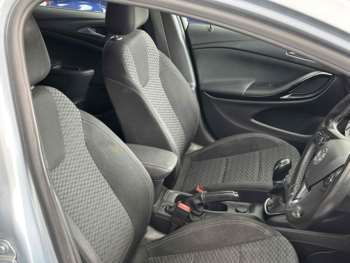 Used Vauxhall Astra 2017 for sale - 75411754: Photo
