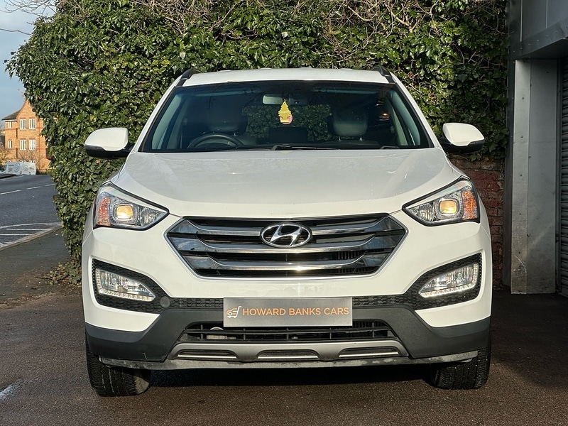 Used Hyundai Santa Fe 2015 for sale - 77089506: Photo 2