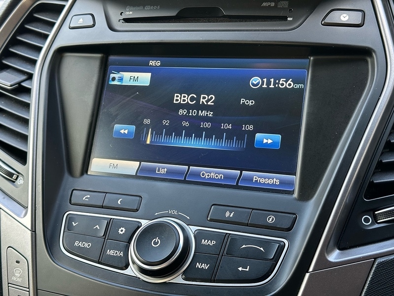 Used Hyundai Santa Fe 2015 for sale - 77089506: Photo 26