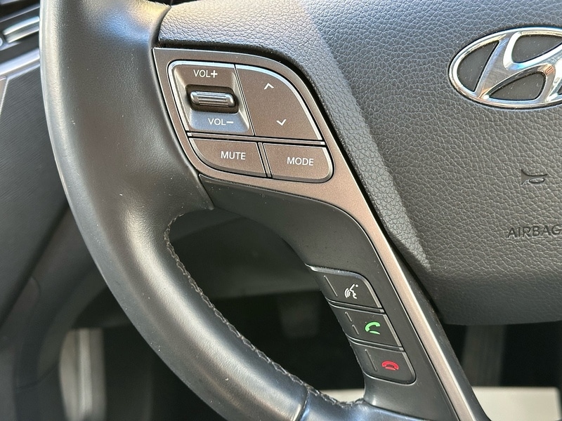 Used Hyundai Santa Fe 2015 for sale - 77089506: Photo 37